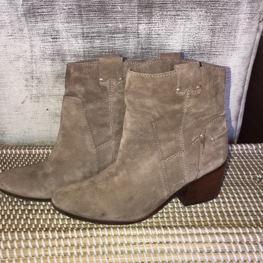 Vince Camuto suede booties